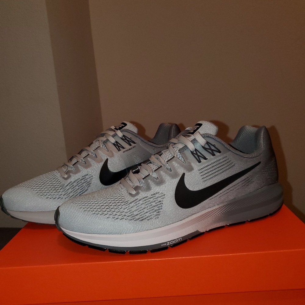 Nike Air Zoom Structure 21